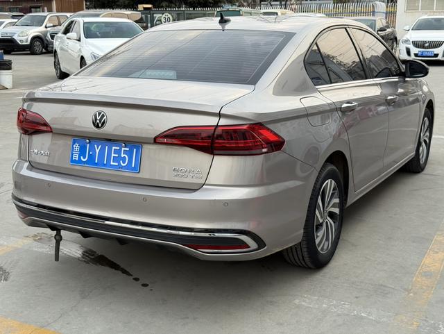 Volkswagen Bora 2023 200TSI DSG Smart Edition – фото 4
