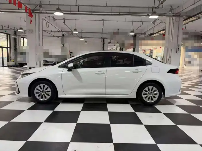 Toyota Corolla 2021 Model 1.5L CVT Elite Edition – фото 4