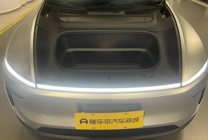 Model Y 2025 Model Rear-wheel drive version – фото 10