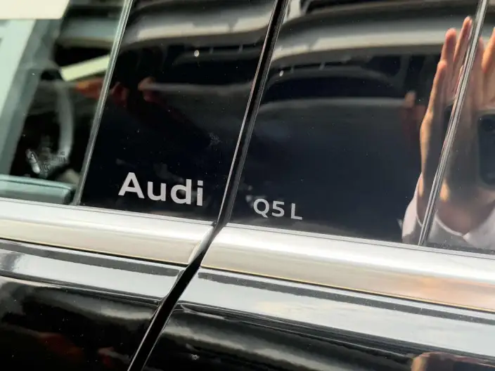 Audi Q5L 2026 Model 2.0T 10M Users Edition Edition – фото 10