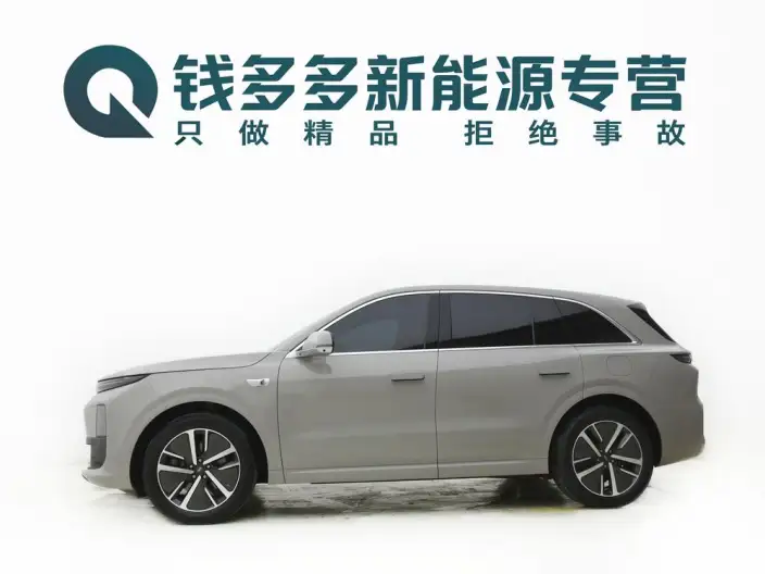 Li Auto L6 2024 Model Max Edition – фото 3