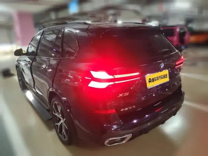 BMW X5 2023 Model xDrive30Li Exclusive Model M Sports Night Set – фото 4