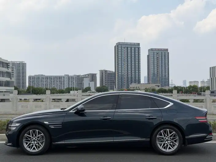 Genesis G80 2024 Model 2.5T 2WD Deluxe Edition – фото 3