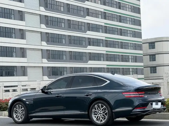 Genesis G80 2024 Model 2.5T 2WD Deluxe Edition – фото 4