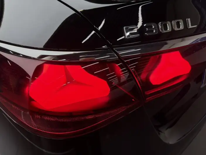 Mercedes-Benz E-Class 2024 Model Facelift E 300 L Fashion Model sedan – фото 7