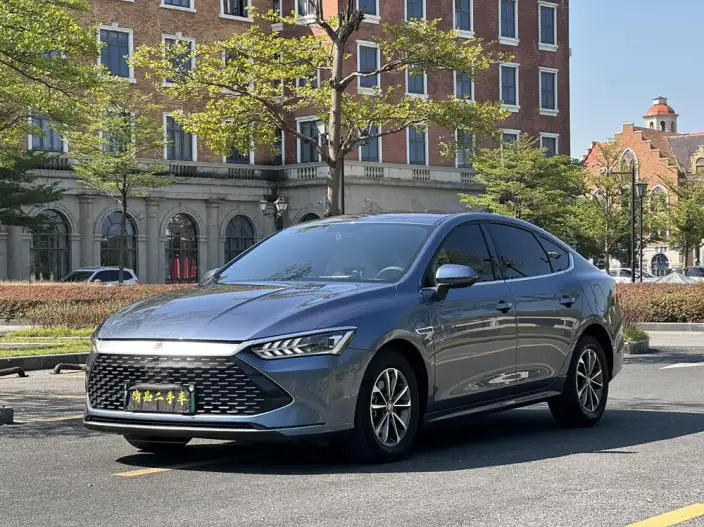 BYD Qin PLUS DM 2024 Model Honor Edition DM-i 55KM Leading Model – фото 1