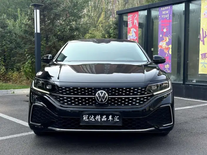 Volkswagen Passat 2022 Model 330TSI Starry sky Elite Edition – фото 2