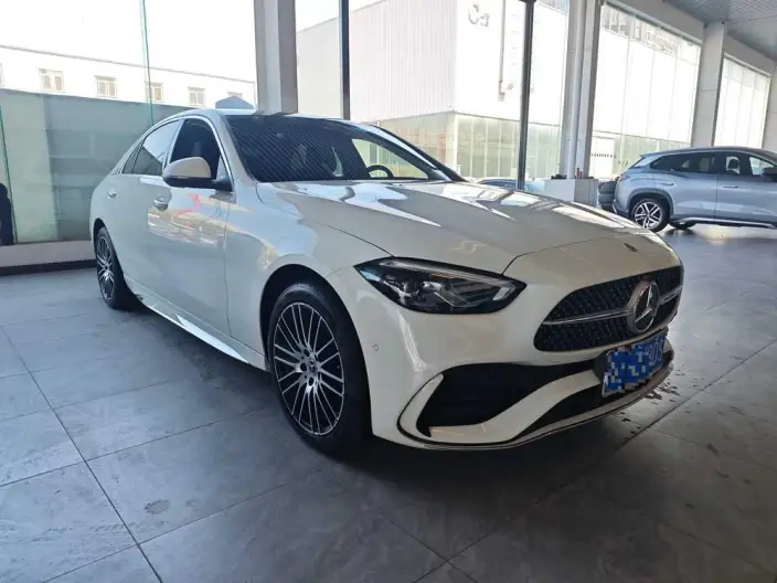 Mercedes-Benz C-Class 2024 Model Facelift II C 260 L Sports Edition – фото 2