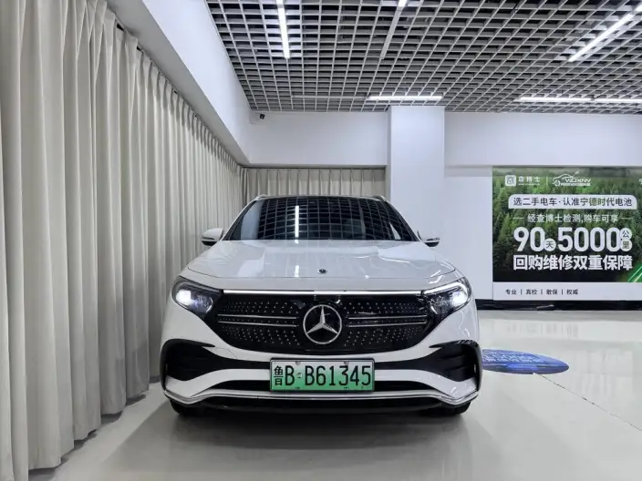 Mercedes-Benz EQA 2022 Model EQA 300 4MATIC First Edition Special Edition – фото 2