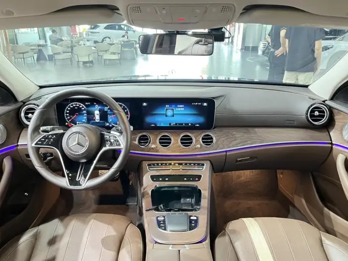 Mercedes-Benz E-Class 2023 Model E 300 L Luxury Model sedan – фото 7