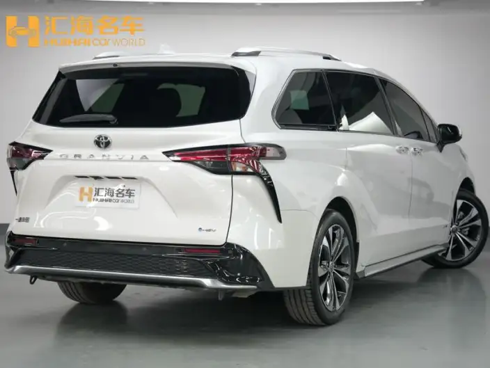 Granvia 2024 Model Intelligent Hybrid 2.5L 4WD Noble PLUS Edition – фото 6