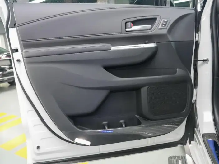Granvia 2024 Model Intelligent Hybrid 2.5L 4WD Noble PLUS Edition – фото 10