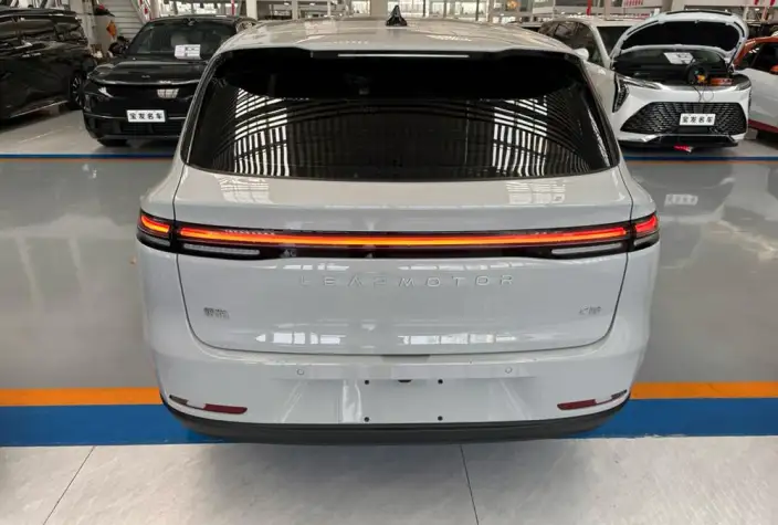 Leapmotor C10 2026 Model EV Edition 605 Yuexiang Edition – фото 5
