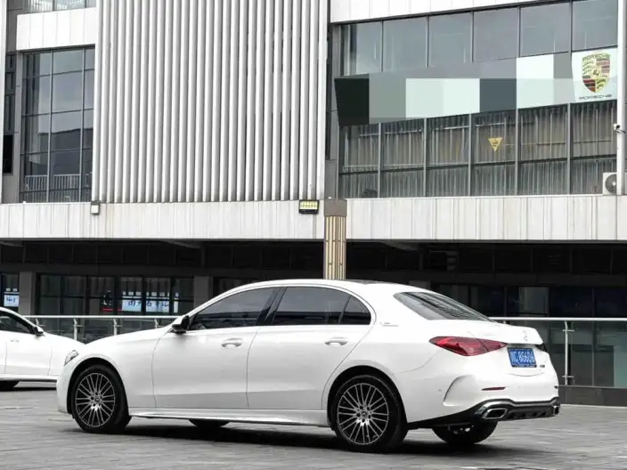 Mercedes-Benz C-Class 2024 Model C 260 L Sports Edition – фото 4