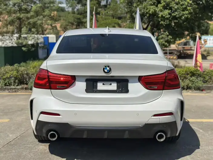 BMW 1 Series 2021 Model 120i M Sports Edition – фото 5