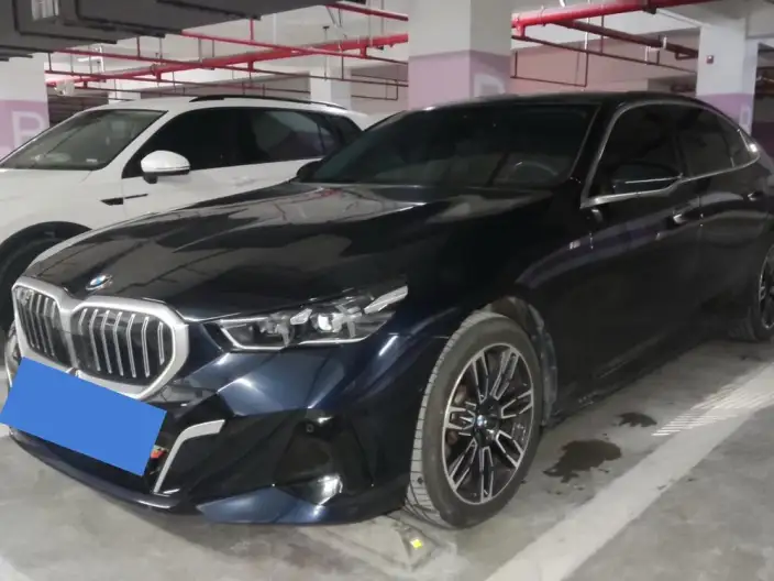 BMW 5 Series 2024 Model 525Li M Sports Set – фото 7