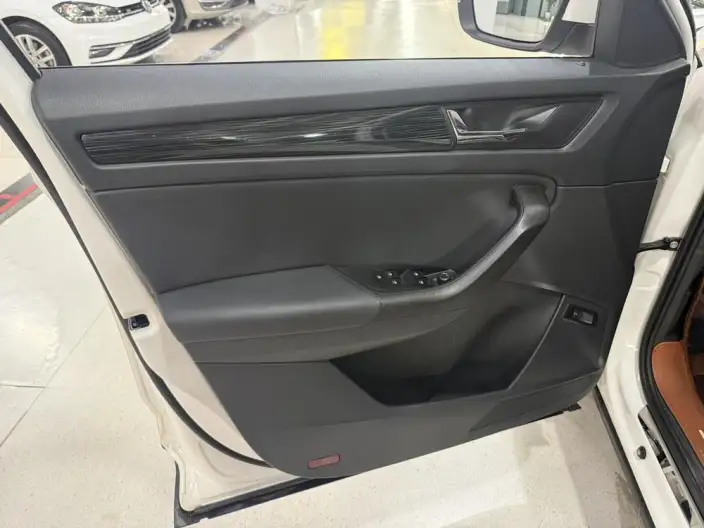 Skoda Kodiaq 2021 Model TSI330 7 seat 2WD Luxury Premium Edition – фото 8