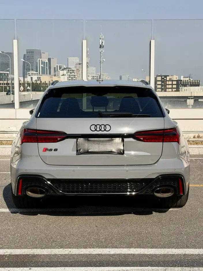 Audi RS 6 2024 Model RS 6 4.0T Avant Performance – фото 3