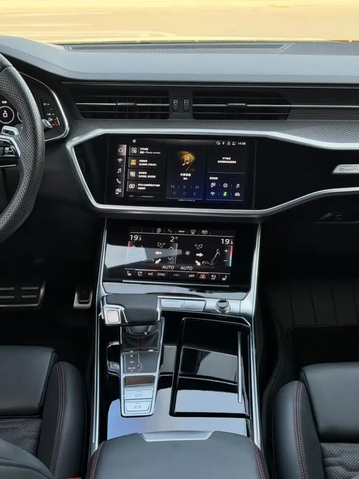Audi RS 6 2024 Model RS 6 4.0T Avant Performance – фото 8