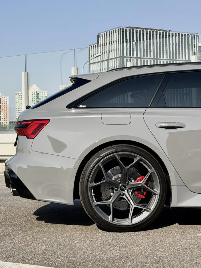 Audi RS 6 2024 Model RS 6 4.0T Avant Performance – фото 10
