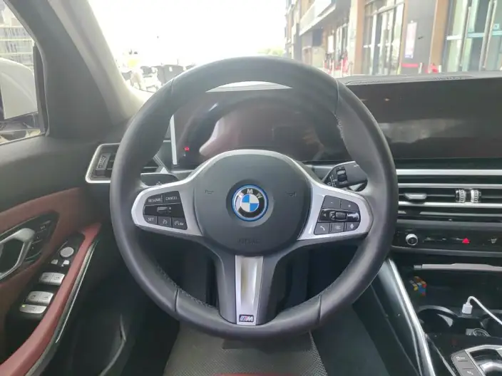 BMW i3 2023 Model eDrive35L – фото 7