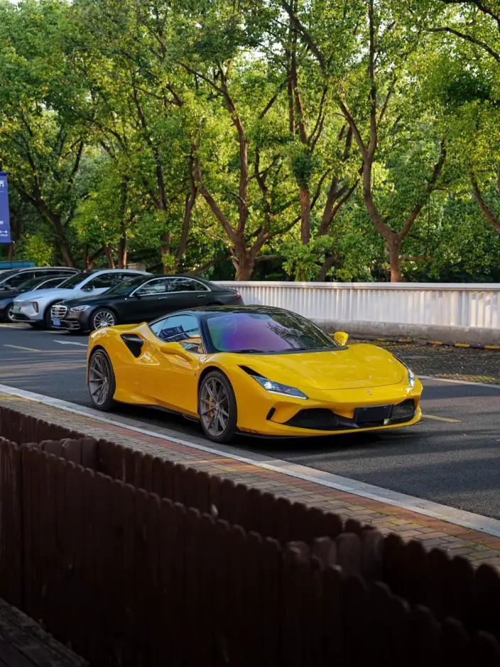 Ferrari F8 2020 Model Spider 3.9T V8 – фото 3