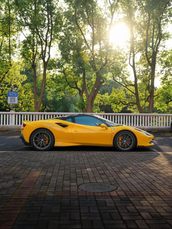 Ferrari F8 2020 Model Spider 3.9T V8 – фото 6