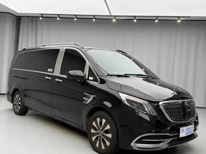 Viano 2021 Model 2.0T Elite Edition 7 seat – фото 3
