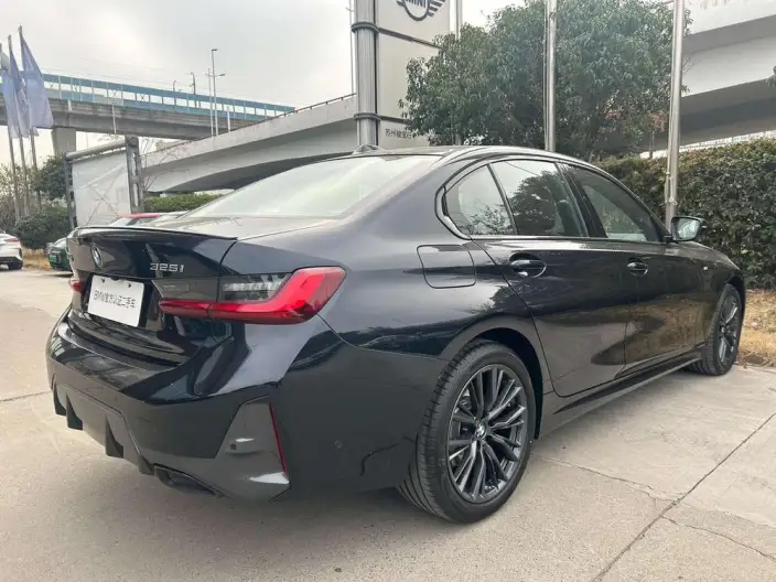 BMW 3 Series 2023 Model 325i M Sports Night Set – фото 5