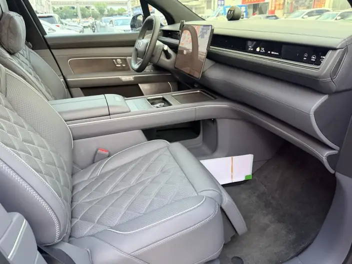 NIO ES8 2026 Model VI seat Executive Signature Edition – фото 10
