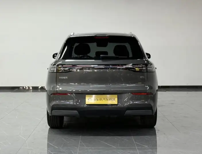 Geely Galaxy E5 2024 Model 530km Galaxy Edition – фото 6