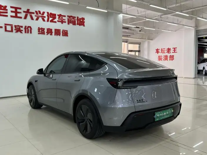 Model Y 2026 Model Rear-wheel drive version – фото 4