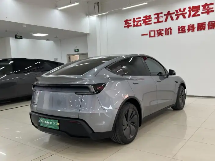 Model Y 2026 Model Rear-wheel drive version – фото 6
