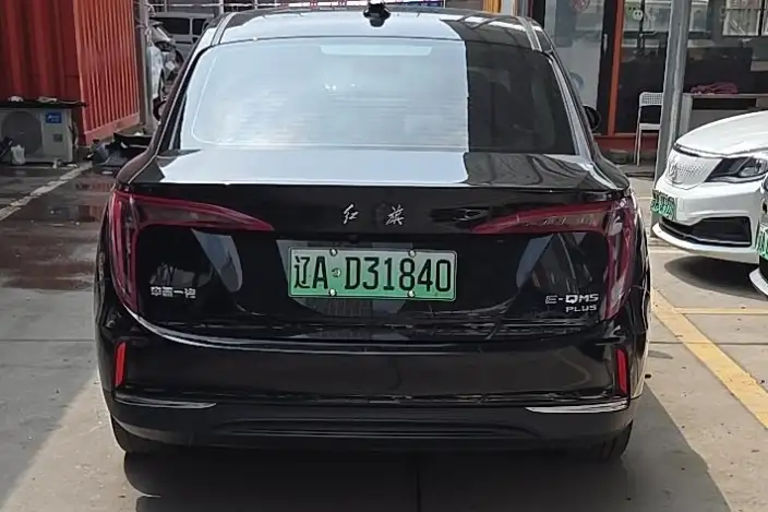 Hongqi E-QM5 2023 Model 620KM PLUS Edition – фото 3