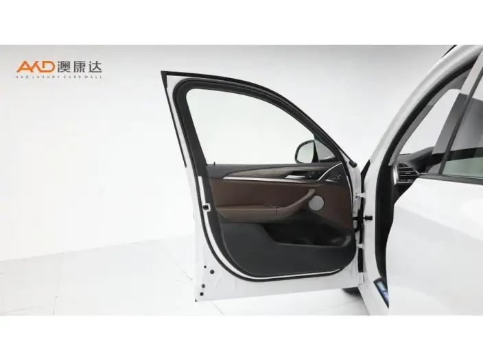 BMW X3 2023 Model xDrive30i Leading Model M Night Set – фото 10