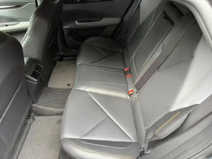 Changan UNI-V 2022 Model 1.5T Smart Pilot Model – фото 9