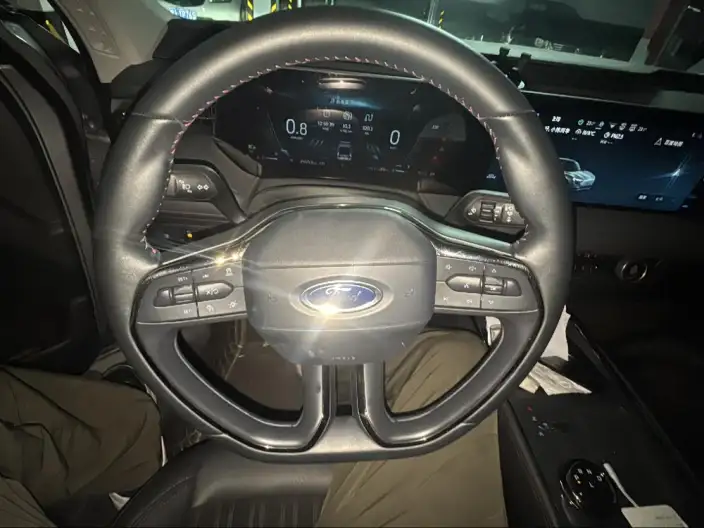 Ford Mondeo 2023 Model EcoBoost 245 Luxury Model – фото 7