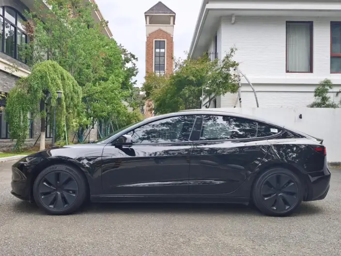 Model 3 2023 Model Rear-wheel drive version – фото 4