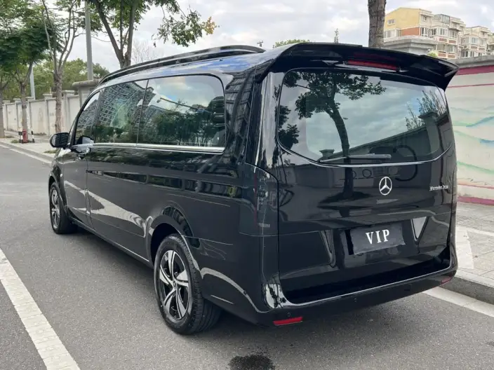Viano 2024 Model 2.0T Elite Edition 7 seat – фото 5