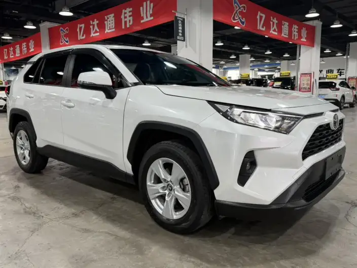 Toyota RAV4 2023 Model 2.0L CVT 2WD Urban Edition – фото 3