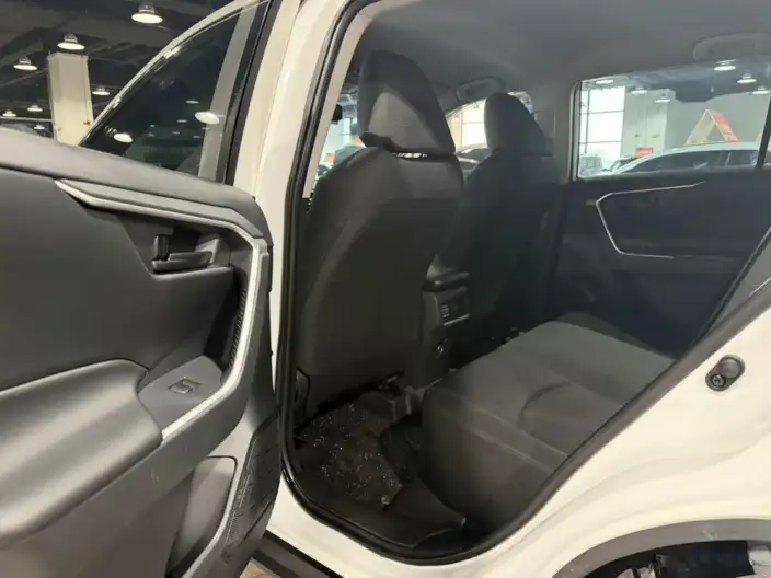 Toyota RAV4 2023 Model 2.0L CVT 2WD Urban Edition – фото 9