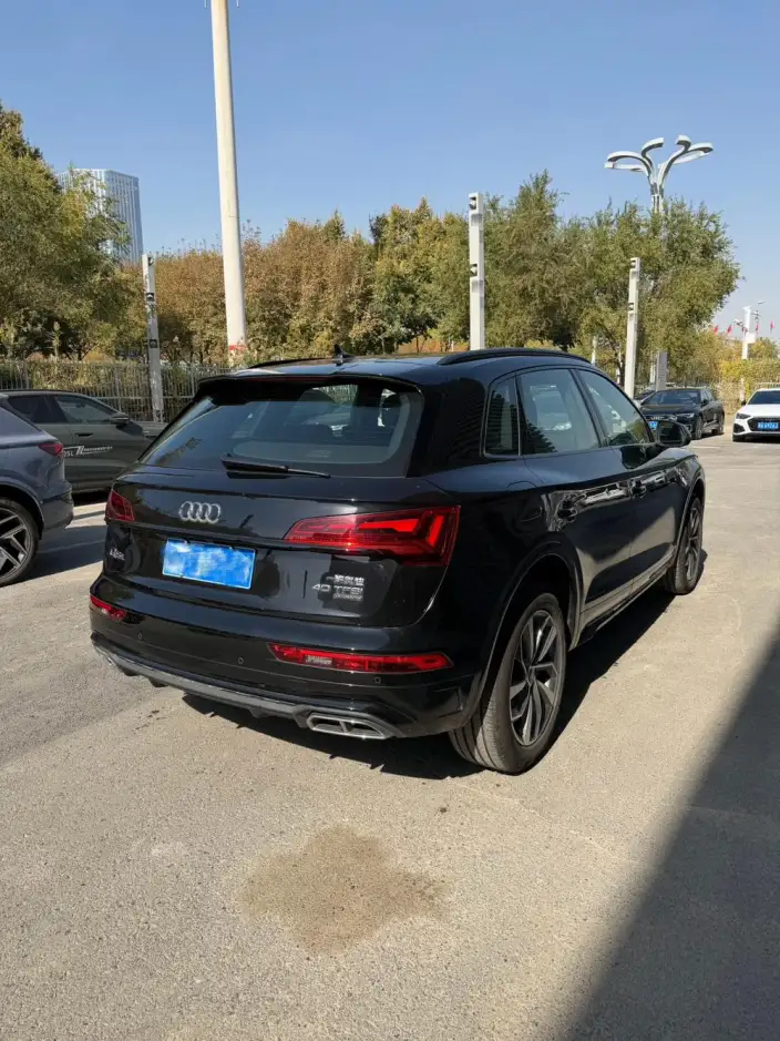 Audi Q5L 2025 Model 40TFSI Luxury Dynamic Model – фото 5