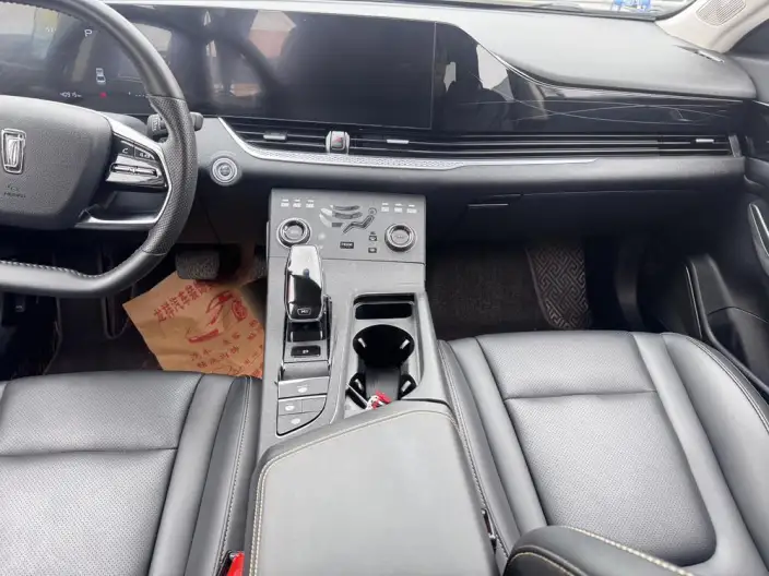 BESTUNE B70 2023 Model Third generation 1.5T Automatic Changxiang Edition Model – фото 7