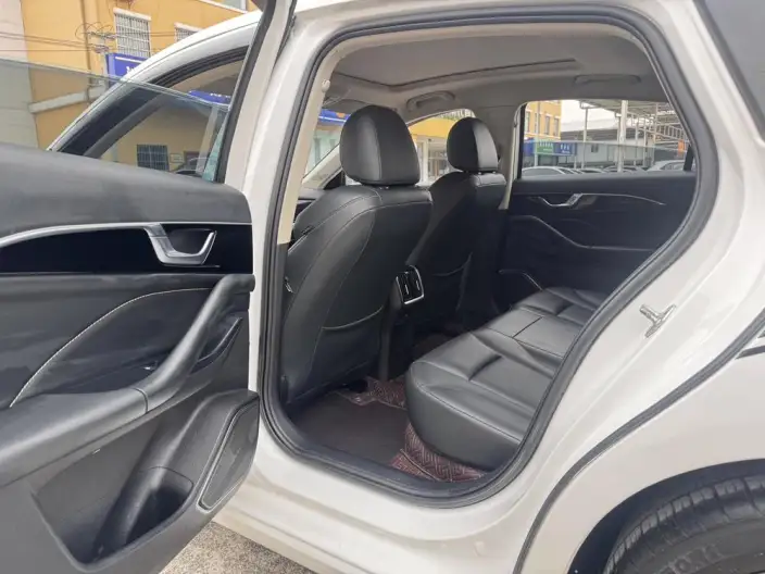 BESTUNE B70 2023 Model Third generation 1.5T Automatic Changxiang Edition Model – фото 10