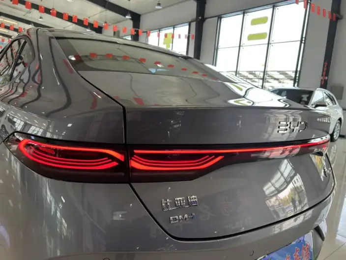BYD Qin PLUS DM 2025 Model Smart Driving Edition DM-i 55KM Leading Model – фото 10