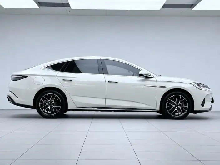 BYD Seal 07DM 2024 Model DM-i 125KM Elite Model – фото 8