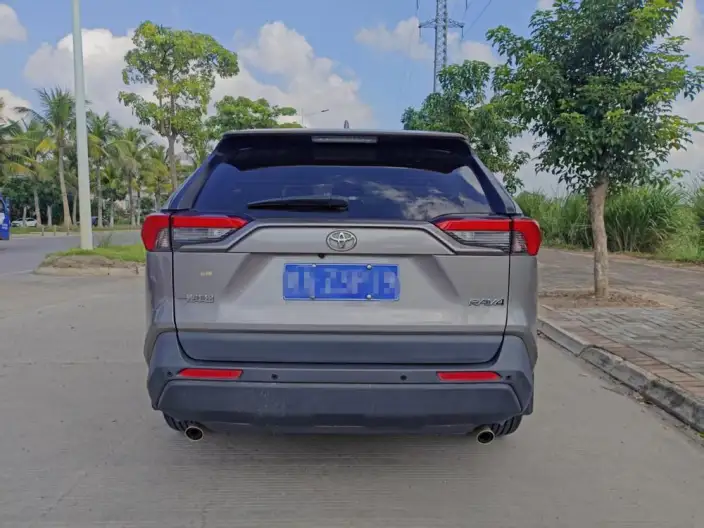 Toyota RAV4 2022 Model 2.0L CVT 2WD Urban Edition – фото 4