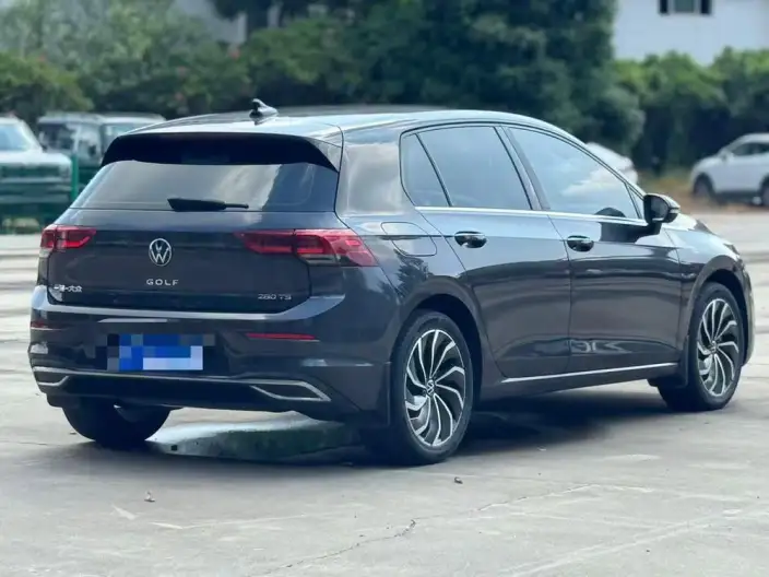 Volkswagen Golf 2021 Model 280TSI DSG R-Line – фото 6