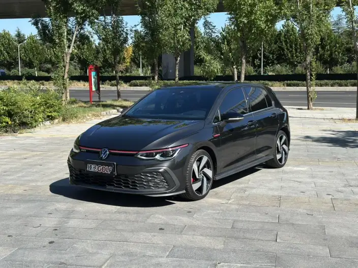 Volkswagen Golf GTI 2023 Model 380TSI DSG GTI – фото 1