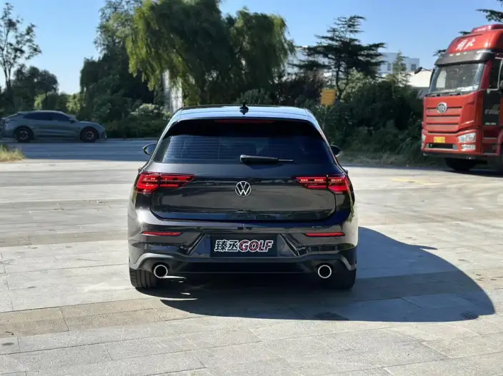 Volkswagen Golf GTI 2023 Model 380TSI DSG GTI – фото 6
